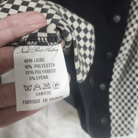 Absolutely stunning Vintage blazer. - Picture 7 of 8